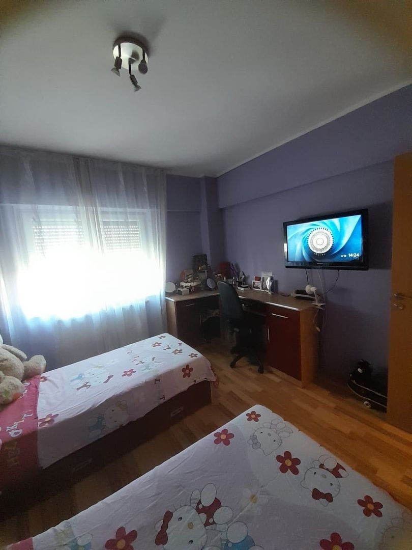 Văd apartament 2 camere - Poză 6
