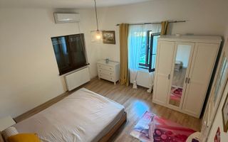 Casa de inchiriat Remetea - Curte comuna - Zona linistita - Poză 2