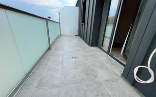 Mobilat si utilat. Vedere la padure. Parcare cu bariera - Poză 11