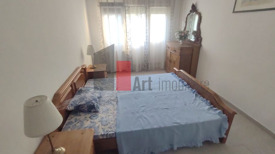 Vânzare apartament 3 camere 2 băi cu centrală Brâncoveanu - Covasna - Poză 1