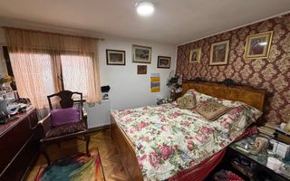 Casă corp C1 84mp + casă corp C2 51mp+garaj+ grădină și teren 889mp - Poză 7