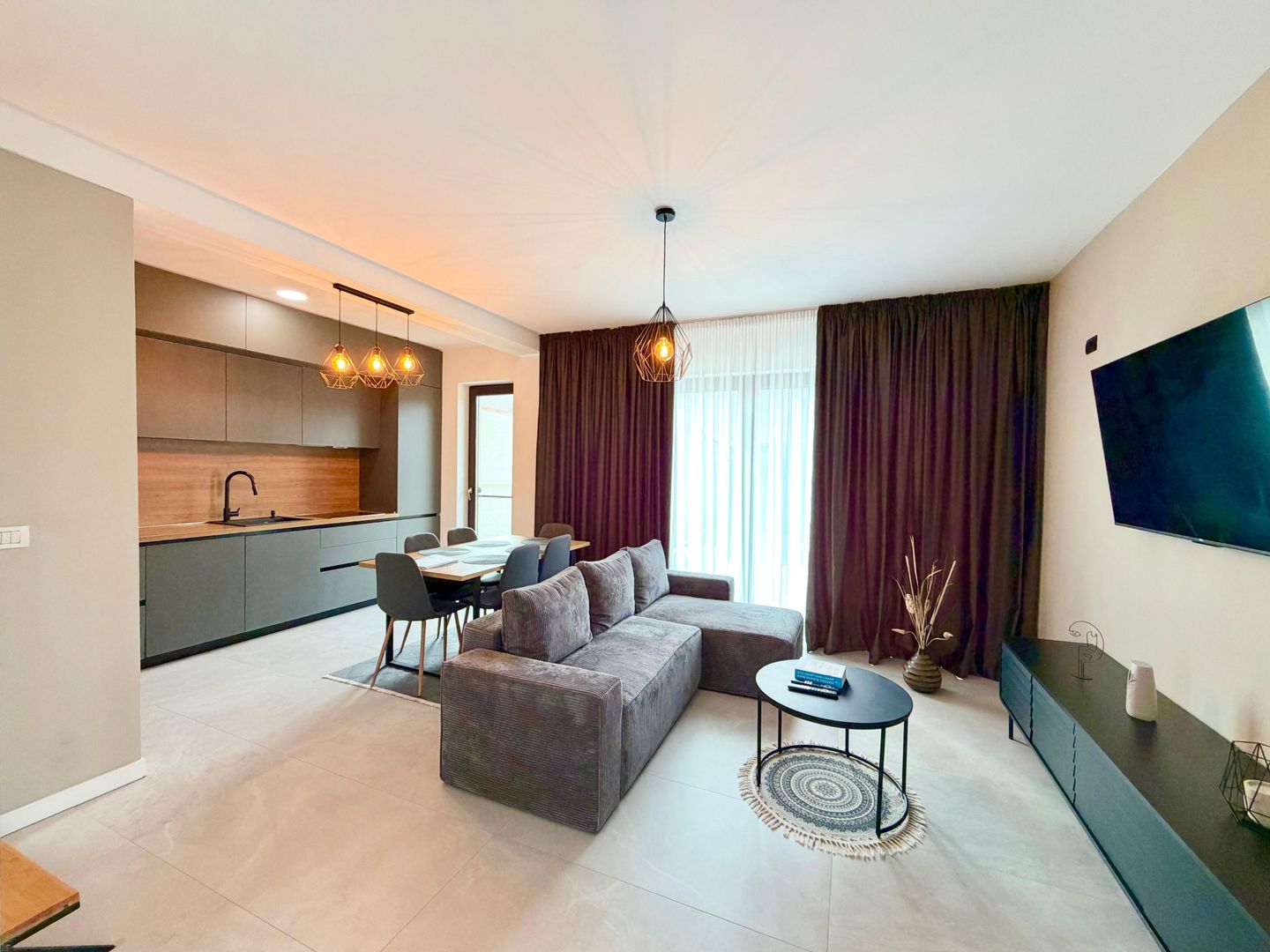 Casă tip duplex - 4camere - mobilata si utilata - Zona Est - Timisoara - Poză 2