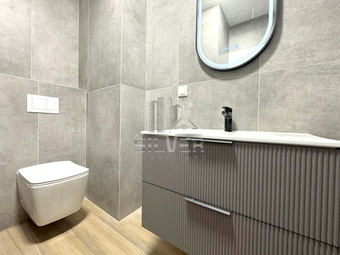 Apartament cu 3 camere recent finisat+terasa de 19 mp/CF. - Poză 6