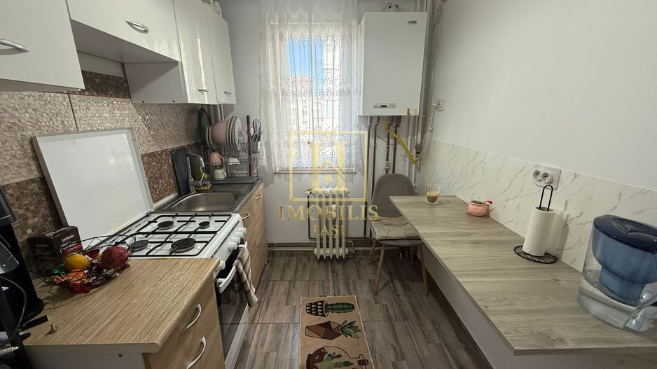 Apartament renovat 2 camere 41 mp Alexandru cel Bun 89900 euro - Poză 5