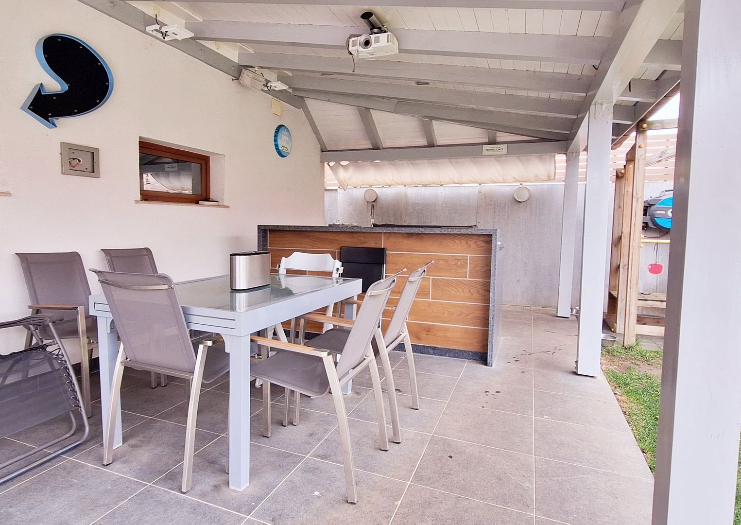 Casa eficienta energetic cu piscina in Giroc - Poză 35