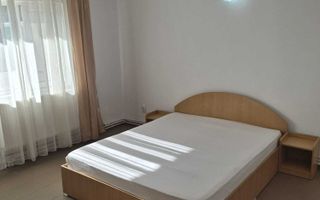 Apartament 1 cameră, zona Podul de Fier, Iași – mobilat, utilat, balcon, loc de parcare - Poză 2