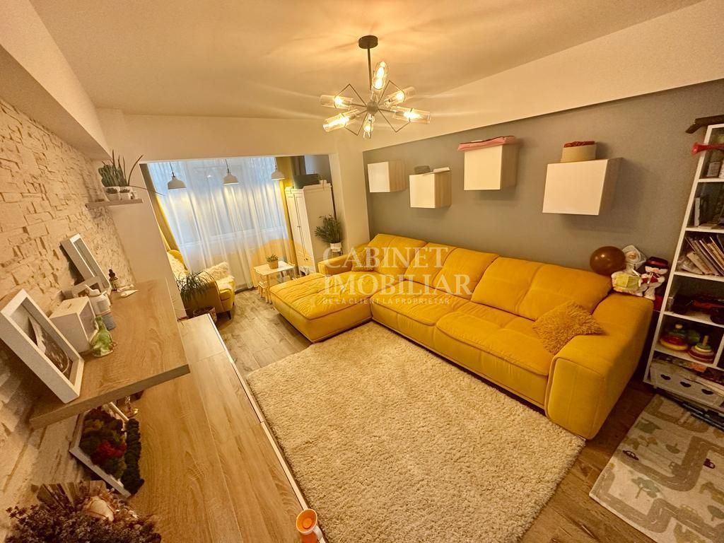 Etaj 1-Apartament 2 Camere Decomandat 57Mp Bloc 2014 - Poză 1