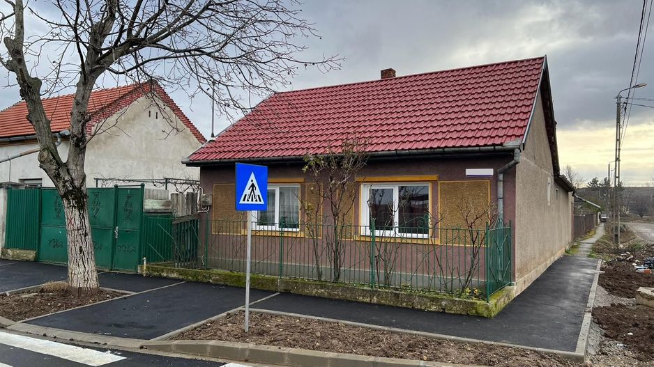 Casă Episcopia, teren 700 mp. 97 500 E (neg). Comision 0. - Poză 3