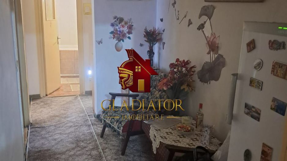 Apartament 3 camere, decomandat, zona Gara Iasi, la bulevard, nu rata - Poză 7