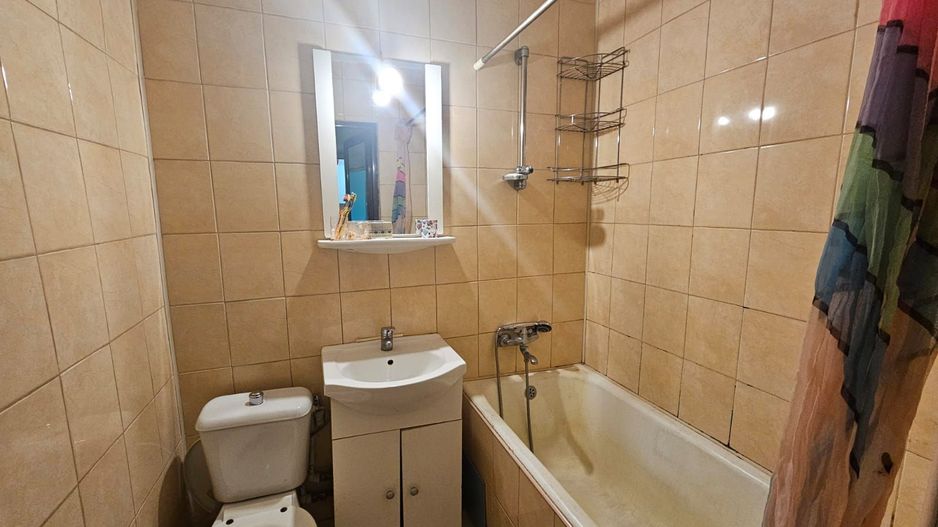 Apartament cu 2 camere, etaj 2, Razboieni - Poză 4