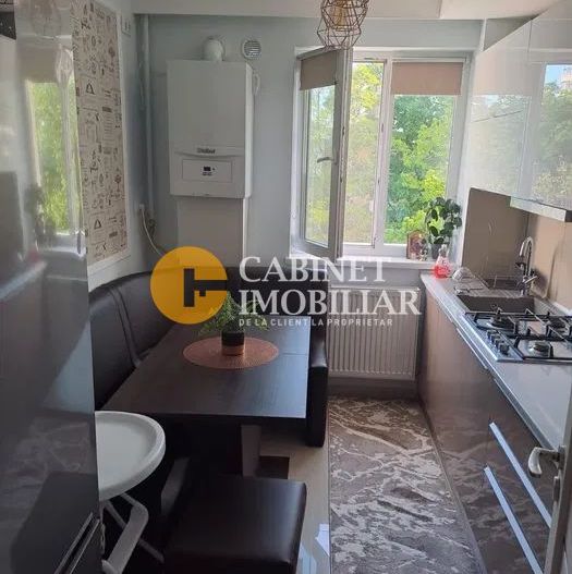 TATARASI - 2 CAMERE - RENOVAT COMPLET - PRIVELISTE PANORAMICA - Poză 3