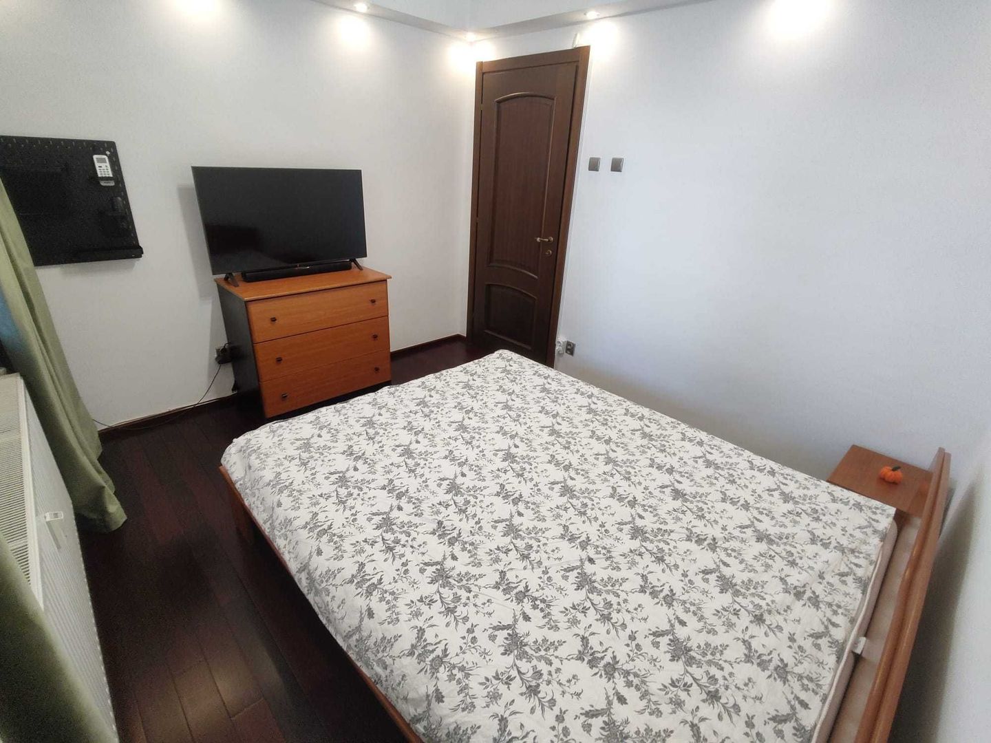 De inchiriat apartament 3 camere zona Gorjului - Poză 5