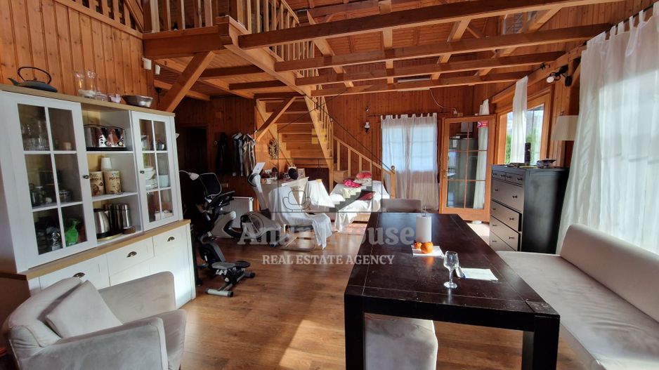 Casa din lemn D+P+M de 400 mp utili si teren 3.000 mp zona Faget - Poză 3