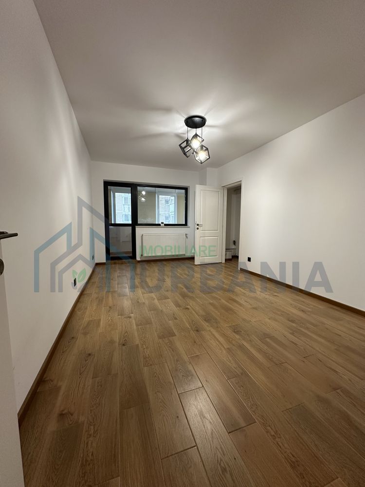 Spațiu comercial/birou ultracentral – Piața Unirii, Bloc Tarom – 50 mp – Parcare cu barieră - Poză 1