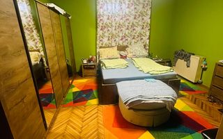 Casa pe principala in Giarmata  737mp teren - Poză 10