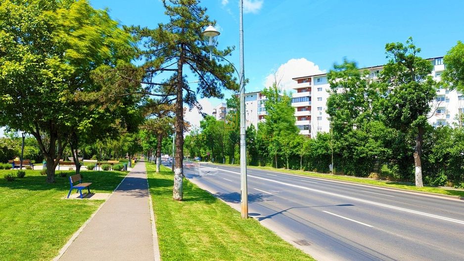 Teren intravilan 4930 mp,ideal constructii rezidentiale,Bd.Metalurgiei - Poză 4