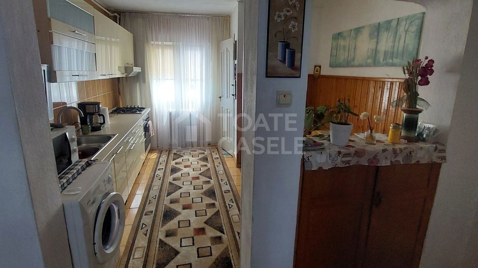 Apartament 3 camere, zona P-ta Marasti - Poză 1