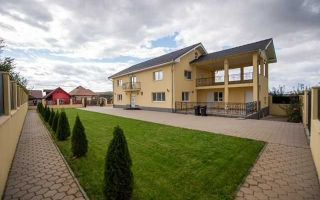CASĂ DE ÎNCHIRIAT – TIUR-BLAJ, JUDEȚUL ALBA. Casă moderna si spațioasă, suprafață 300 mp, 2 sufragerii, 3 dormitoare, 3 bai. Toate utilitatile. - Poză 1