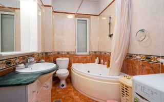 Vila spatioasa in zona Erou Iancu Nicolae - British School - Poză 14