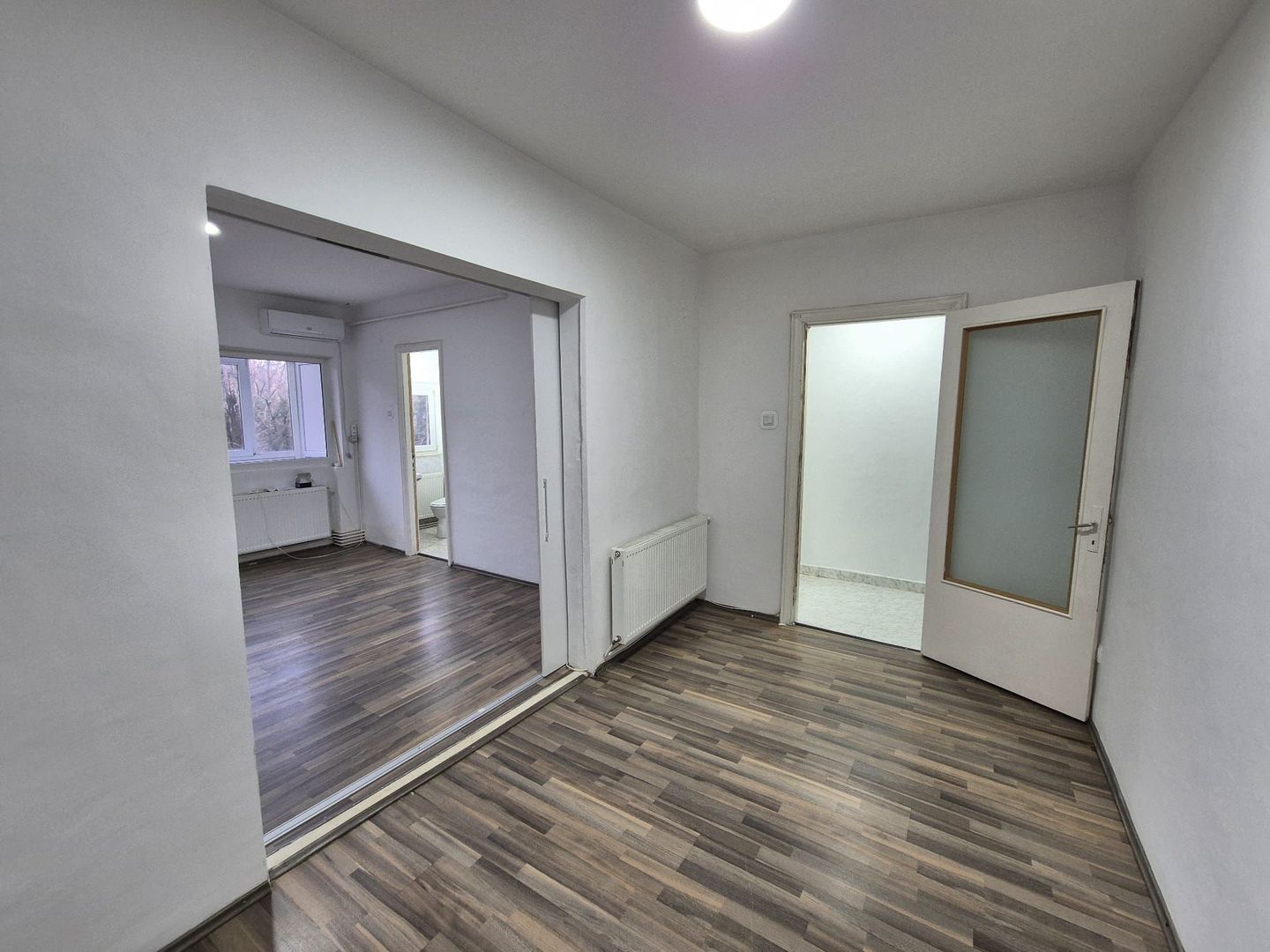Apartament cu 2 camere - parc Cismigiu - Poză 3