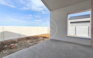 Casa de vanzare cu 4 camere in Santandrei, Bihor - Poză 3