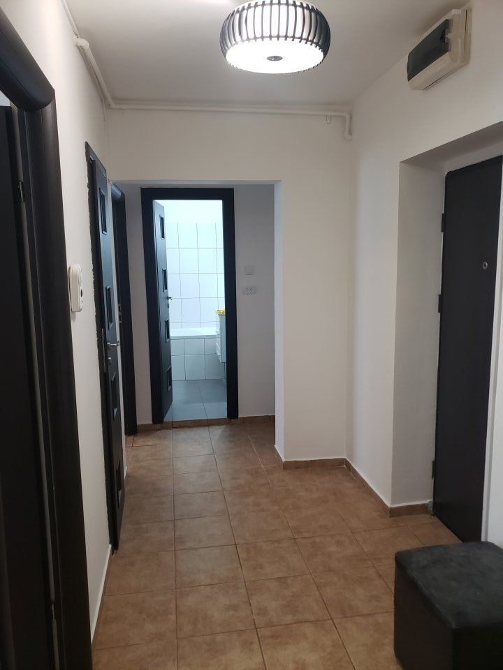Inchiriez Apartament 2 camere - Poză 10
