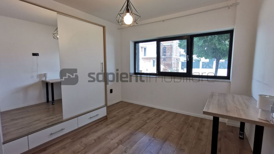 De închiriat apartament cu 3 camere, în Milano 5, Nufărul - Poză 3
