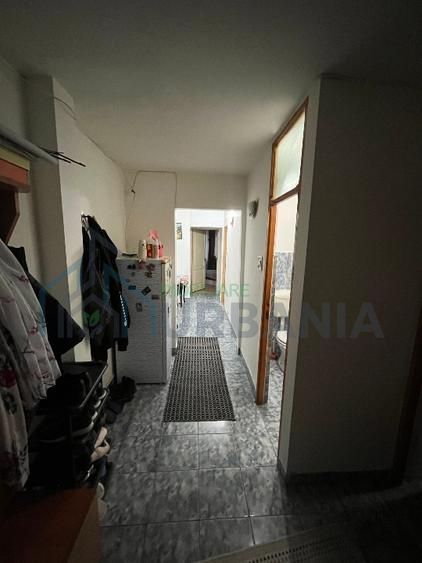 Apartament 3 camere decomandat- €370 - Poză 2