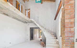 Casă individuală cu etaj 156 mp utili, teren 983mp - Poză 4