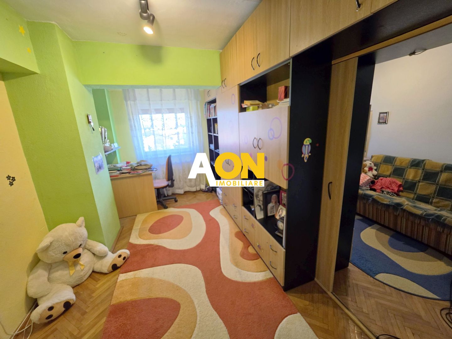 Apartament 3 camere, ultracentral, etaj intermediar - Poză 10