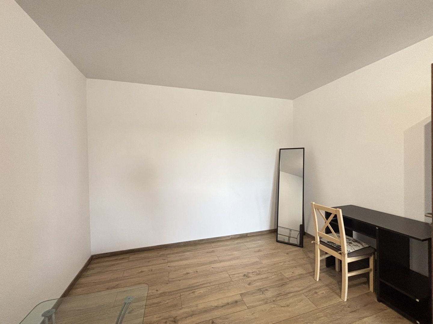 2 camere strada Toamnei in Centrul Civic. - Poză 4