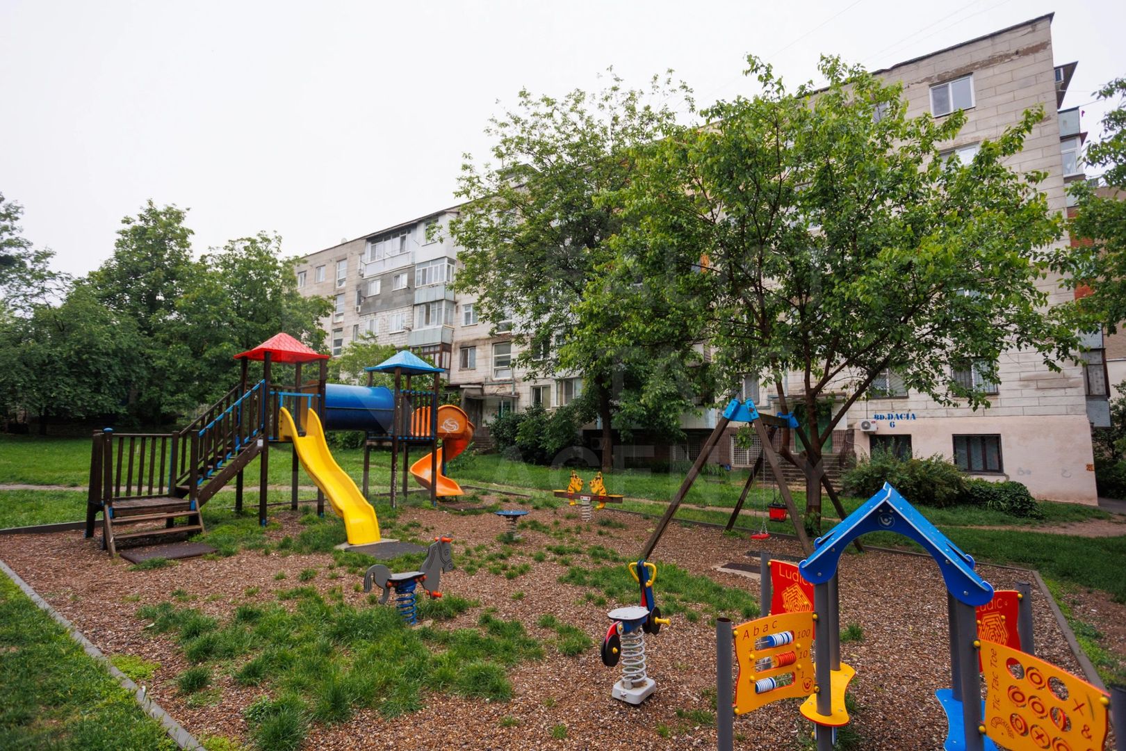 Vânzare apartament 1 camere bd.  Dacia, Botanica - Poză 1