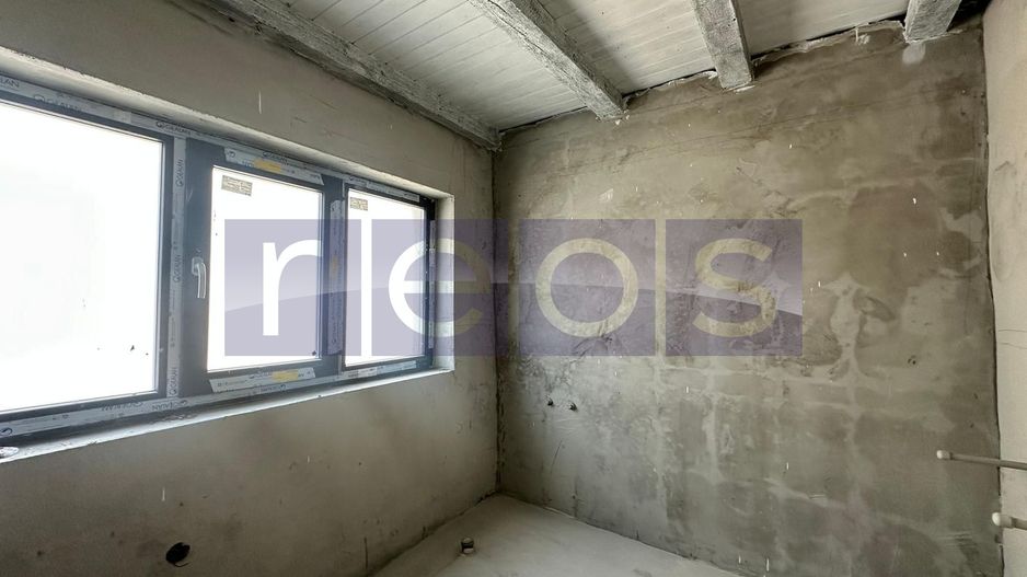 Vila 4 camere | Curte |  Zona Barbu Vacarescu  | Loc de parcare | - Poză 24
