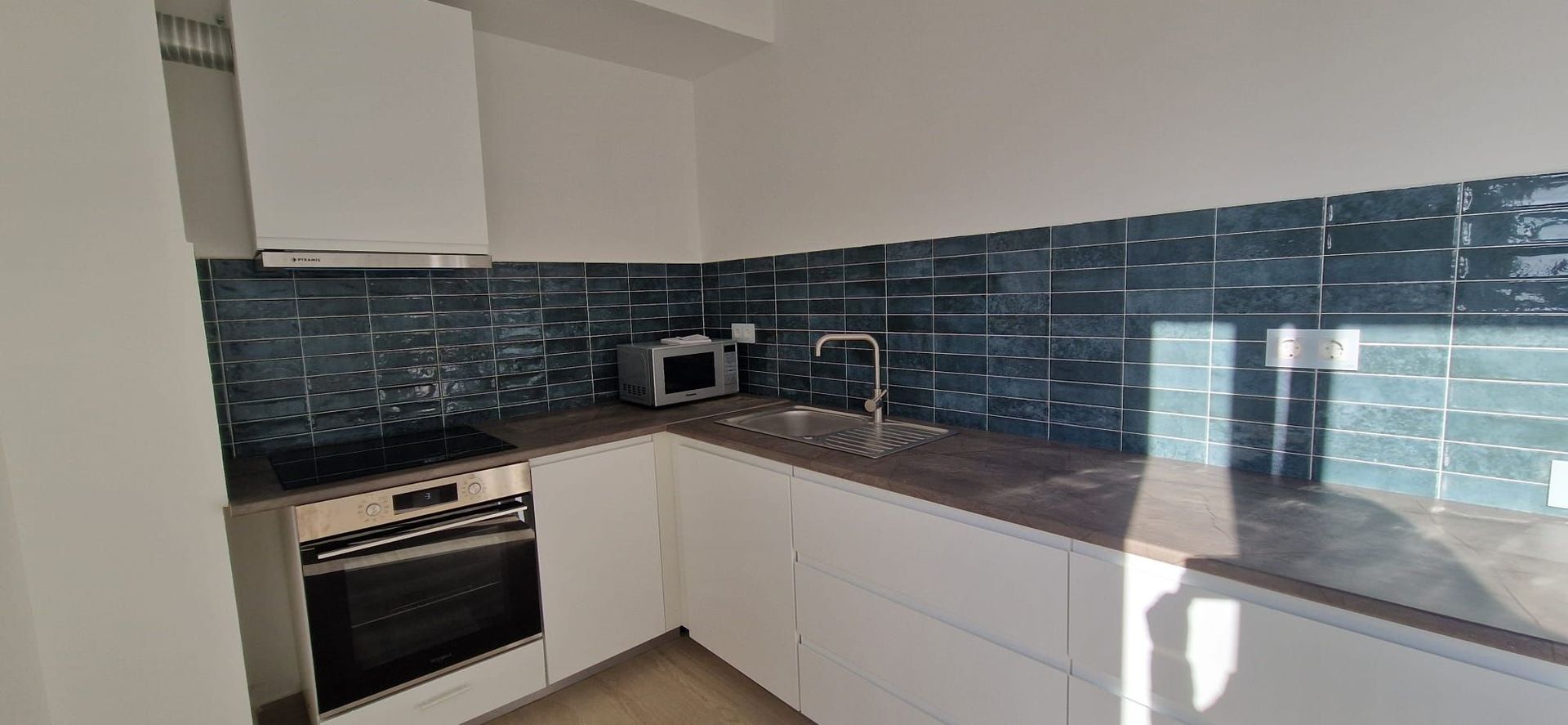 Apartament NOU 1 camera Dec 51 mp+loc parcare subteran Copou 400  euro - Poză 4