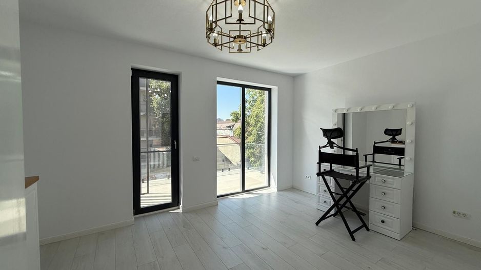 Spatiu comercial zona TEI | Vila 6 camere - Poză 2