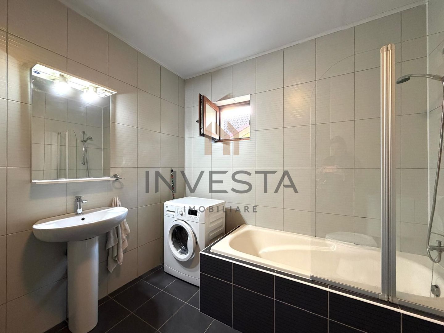 Apartament cu 2 camere in cartierul Andrei Muresanu ! - Poză 7