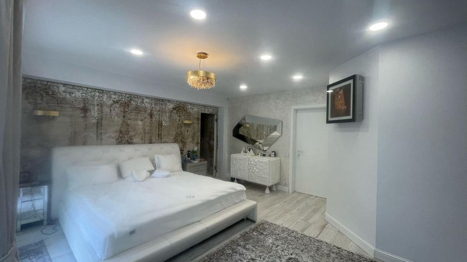 Vila de inchiariat in Herastrau \ Villas Rent in Herastrau area. - Poză 23