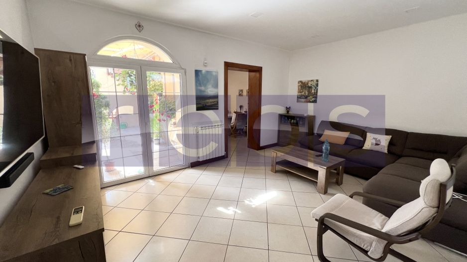 VANZARE 3 CAMERE | PARTER CASA INTERBELICA | 2 CURTI PROPRII | ZONA BELVEDERE - Poză 2