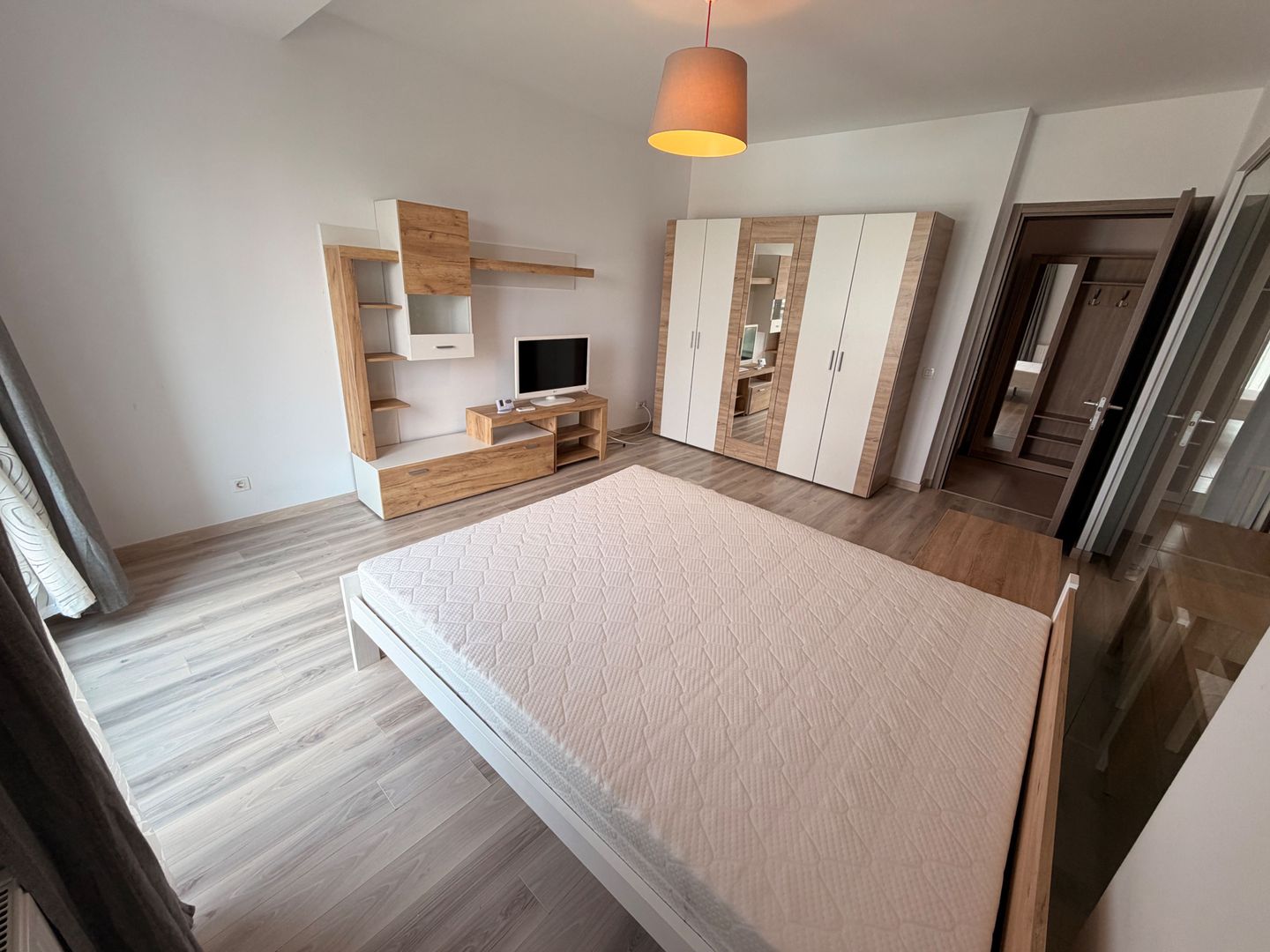 Garsoniera Studio 40mp 7/11  Vizavi Metrou Poenaru Vedere Libera 2016 - Poză 3