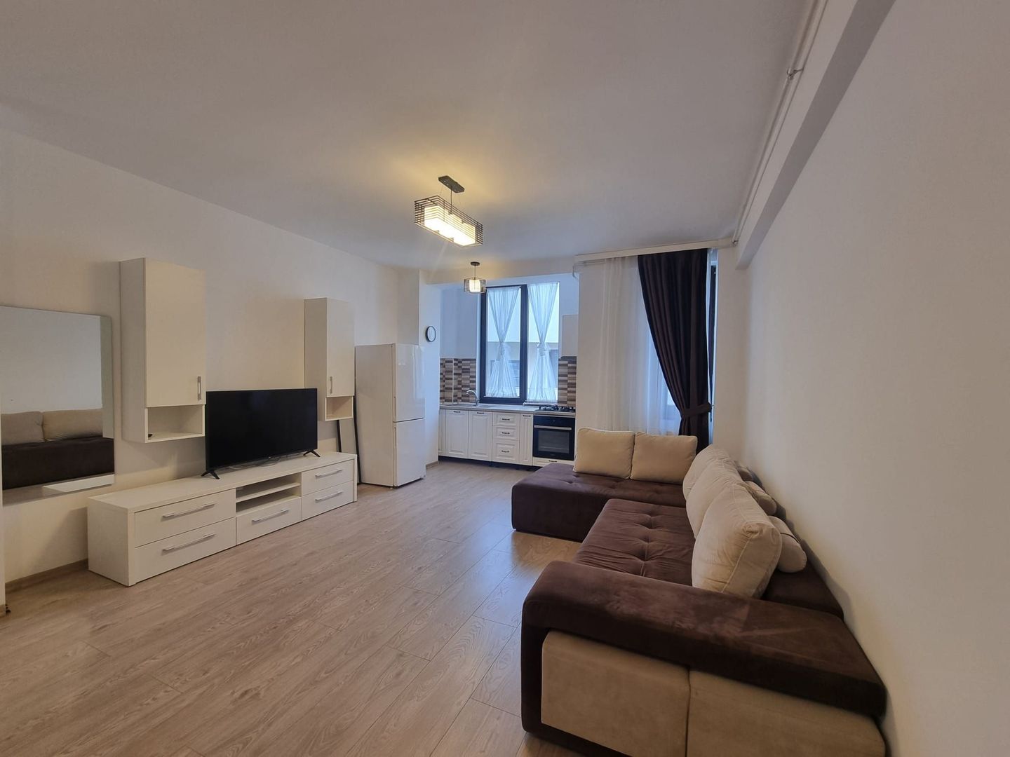 Apartament 2 camere de vanzare--zona Elvila - Poză 8