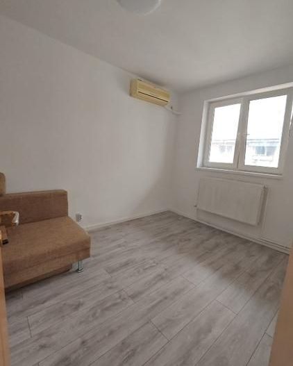 GARSONIERA  COCHETA  CENTRALA PROPRIE METROU ZONA MIHAI BRAVU - Poză 4