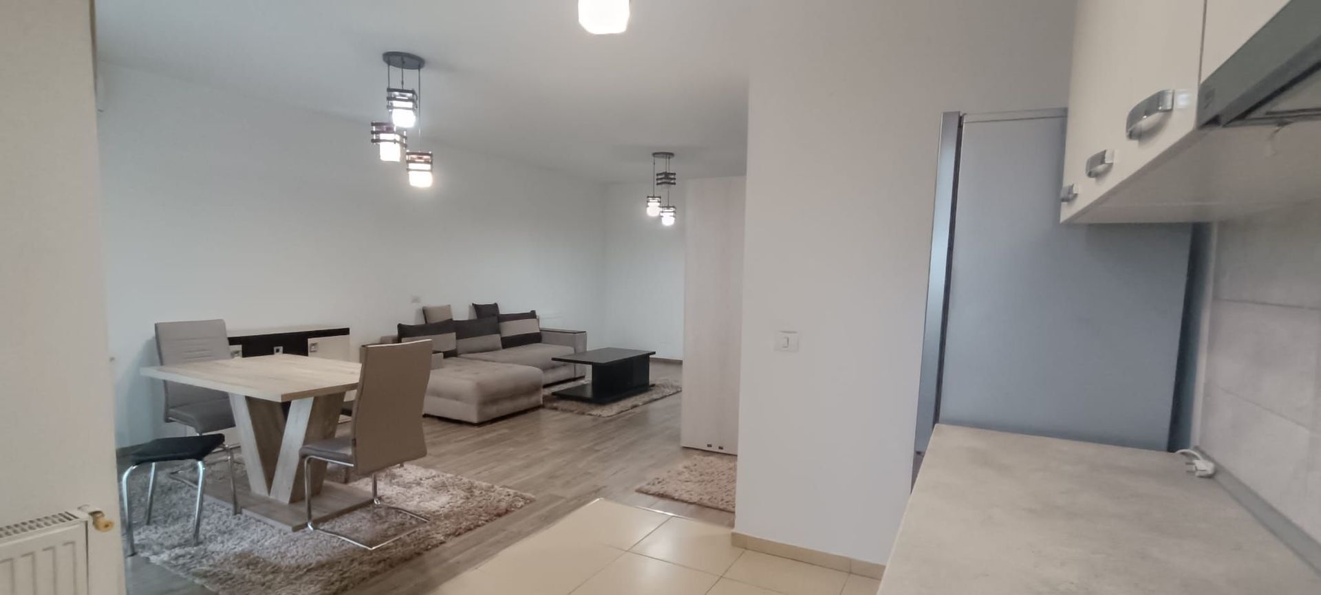 Apart. 2 cam. mare + Parcare + Terasa ! Sector 6 - Poză 3