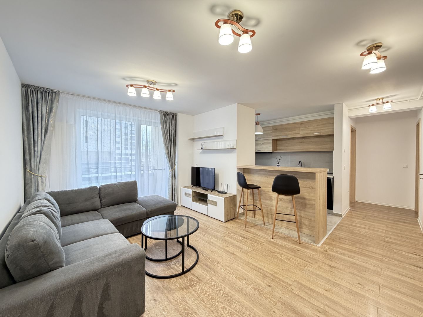 Studio - Coresi Avantgarden-Kasper - Poză 1