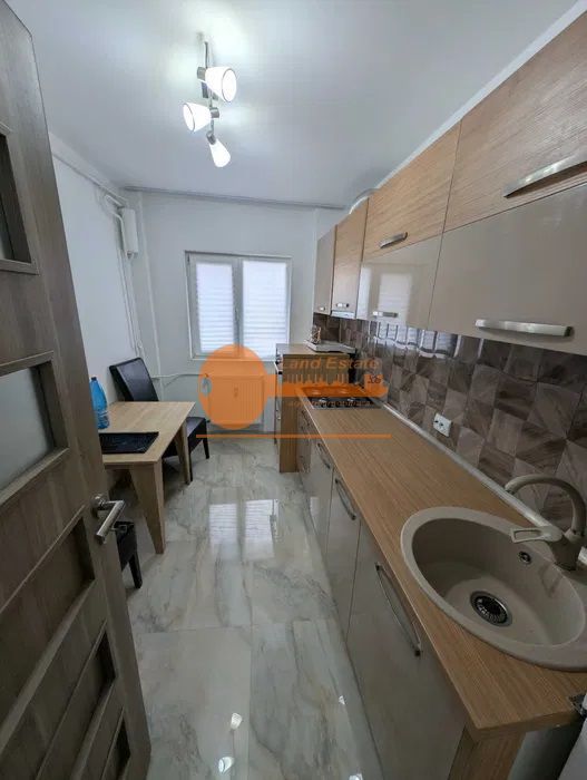 2 camere Stefan Cel MAre ( bloc reabilitat ) - Poză 5