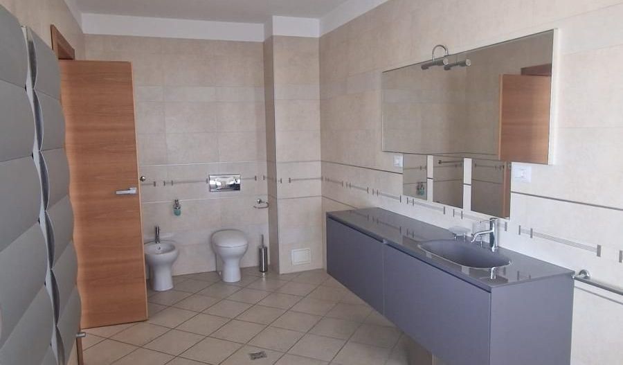 VILA CU PISCINA| DE INCHIRIAT | PIPERA | EROU IANCU NICOLAE - Poză 14