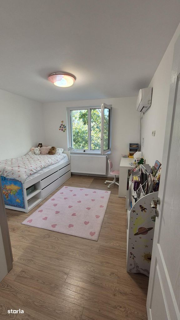 Apartament 3 camere, zona Mega Mall - Poză 1