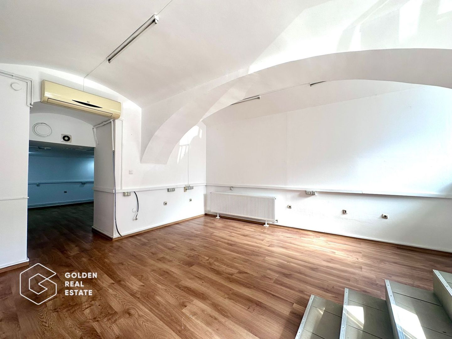 Spatiu de birou sau Xerox, 3 camere, Vasile Milea - Poză 1