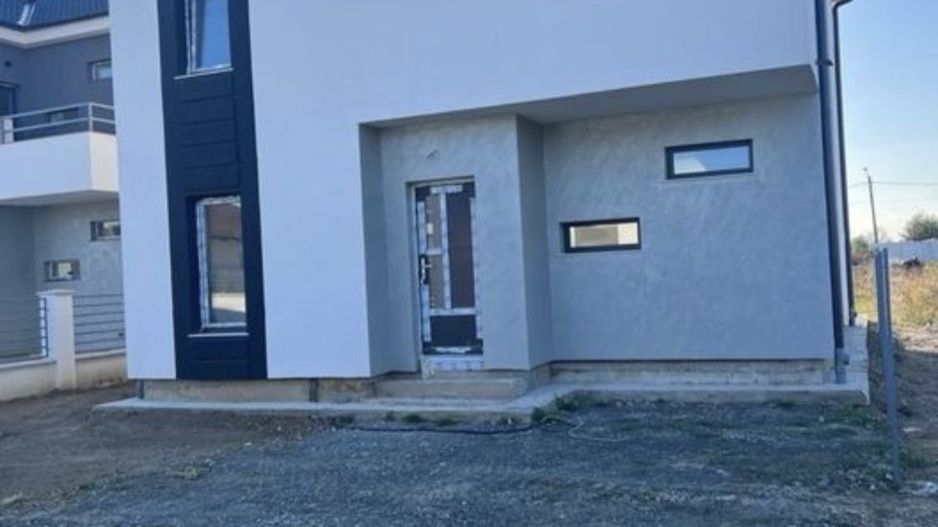 Casa finisata de vanzare, 114,900€, Martinesti - Poză 1