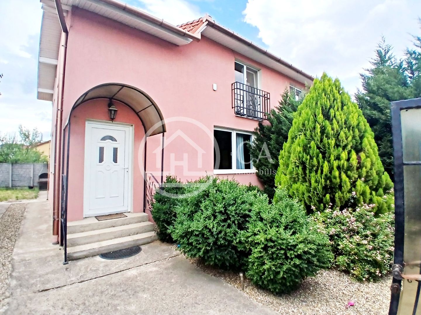 Casă de închiriat cu 4 camere în zona Oncea, Oradea - Poză 1