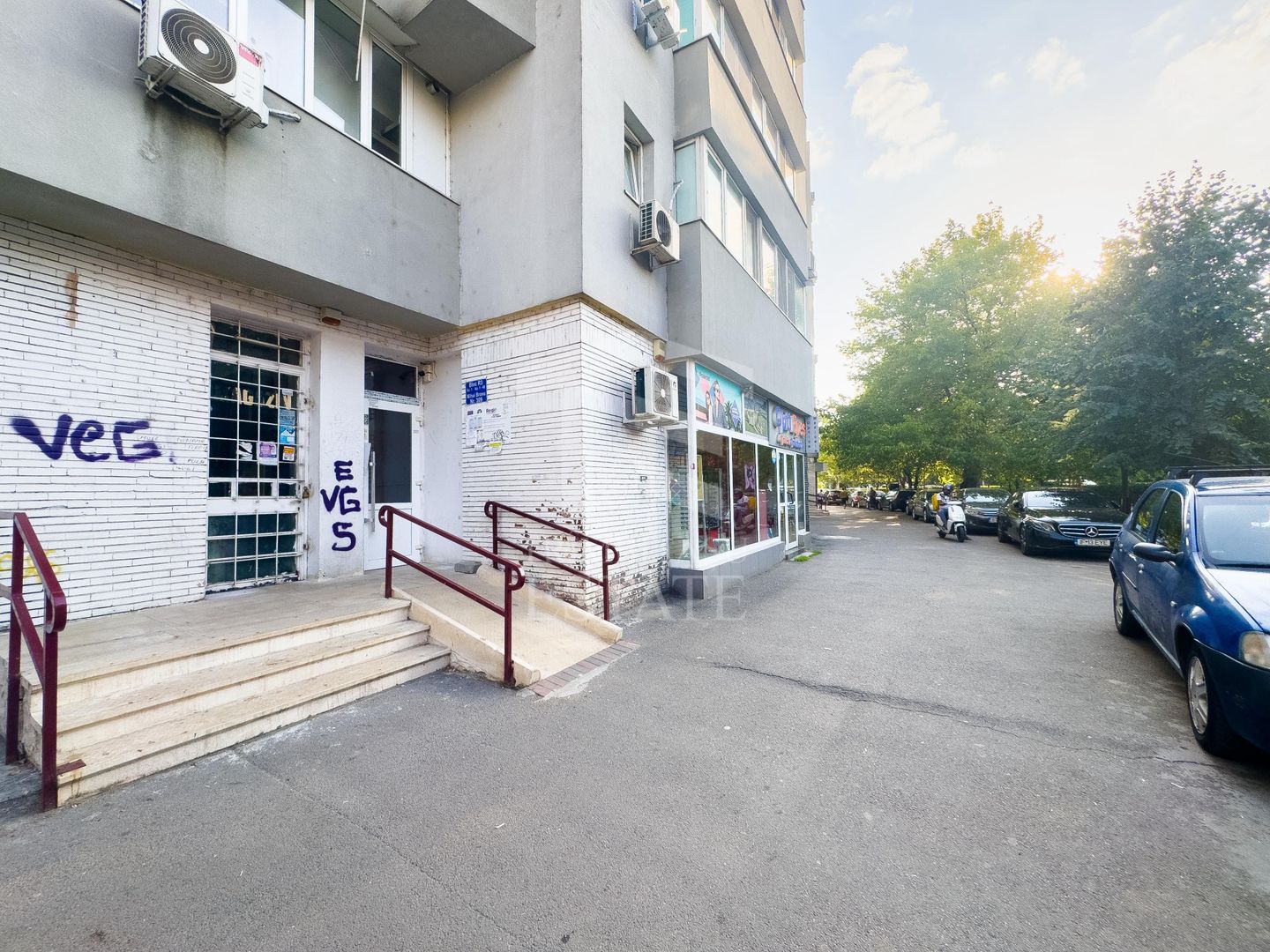 Spatiu comercial 32,2mp Dristor McDonald's Metrou Stradal Camil Ressu - Poză 9